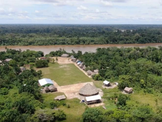 A Terra Indígena Vale do Javari, onde o jornalista britânico Dom Phillips e o servidor da Funai, Bruno Araújo Pereira, estiveram antes de desaparecerem no domingo (5/6), sofre há anos com ataques armados a postos de controle da Funai e invasões de garimpeiros e caçadores