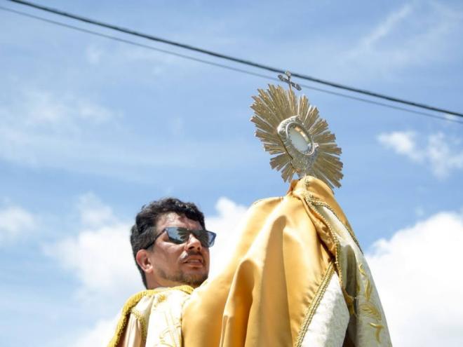 Padre Anderson Ferreira Teixeira convida os fiéis a participarem das celebrações na próxima quinta-feira
