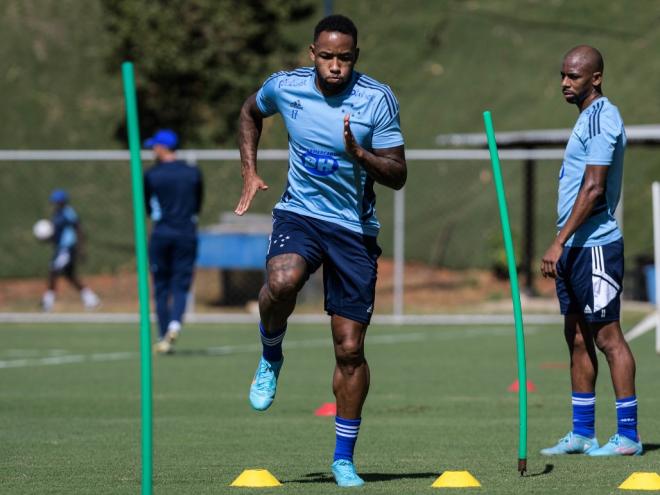 Rafa Silva deve ser o titular na partida desta quinta-feira