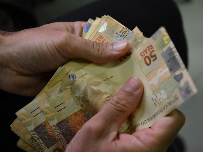 Pagamento do Auxílio Gás também se inicia hoje