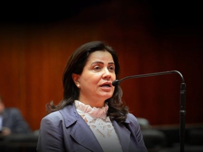 A surpreendente troca de partido de última hora pode custar a Rosângela Reis a sequência de mandatos na carreira política
