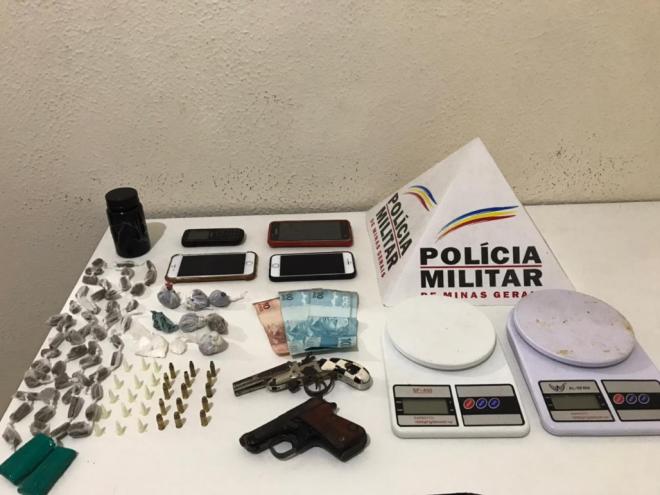 Armas de fogo, munições e drogas foram apreendidas durante a operação policial no Novo Tempo
