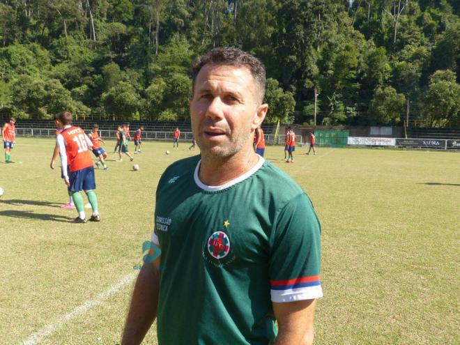 Talles Warol iniciou bem o seu trabalho no clube goianiense, em sua competição nacional