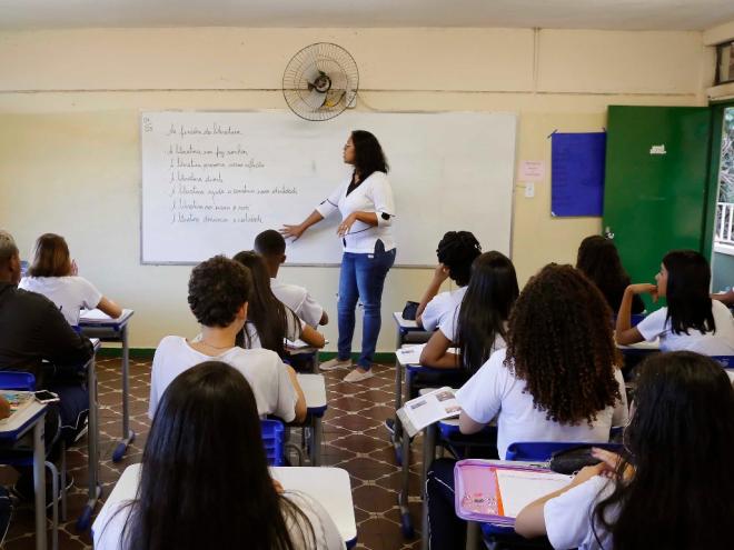 Advocacia-Geral do Estado demonstrou que, em menos de um mês, 500 mil alunos já estavam prejudicados pela impossibilidade das admissões