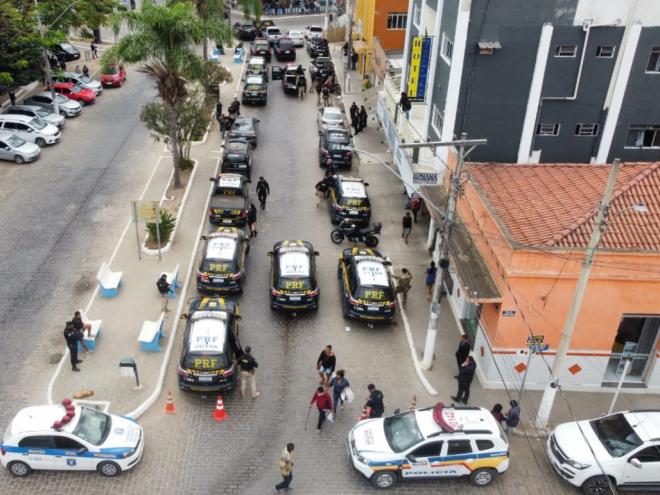 Participaram da operação desta sexta policiais rodoviários federais de Minas Gerais, da Bahia, do Espírito Santo e do Rio de Janeiro