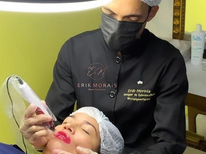 Erik Morais, 28, maquiador e dermopigmentador