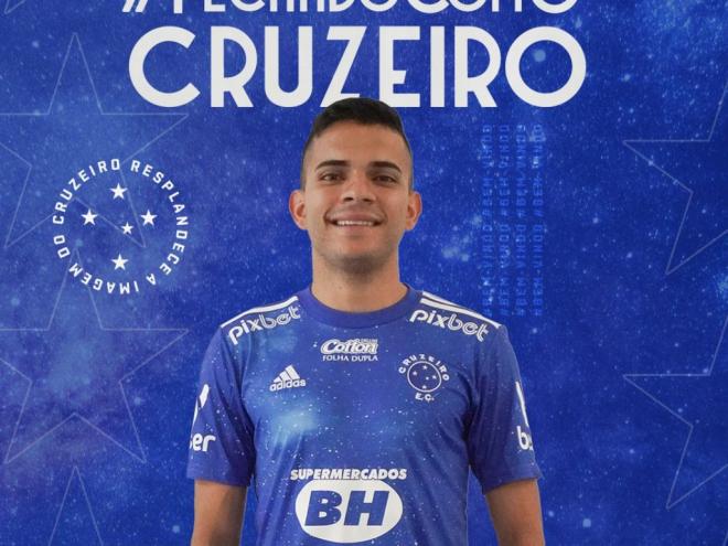 O atacante Bruno Rodrigues, de 25 anos, fica na Raposa até o fim do ano que vem