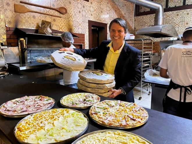 Alaor Alende Souza Guedes, proprietário da Pizzaria do Jayme, contou ao Diário do Aço que vende, em média, 500 pizzas por semana 