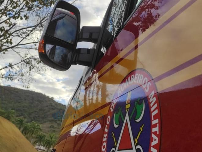 Os militares dos bombeiros resgataram o corpo no rio Piracicaba, nas proximidades do Hospital Metropolitano