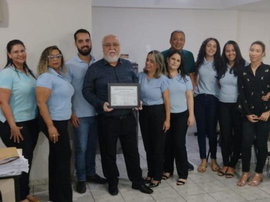 A iniciativa da comenda foi aprovada por unanimidade pelos pares da Casa Legislativa