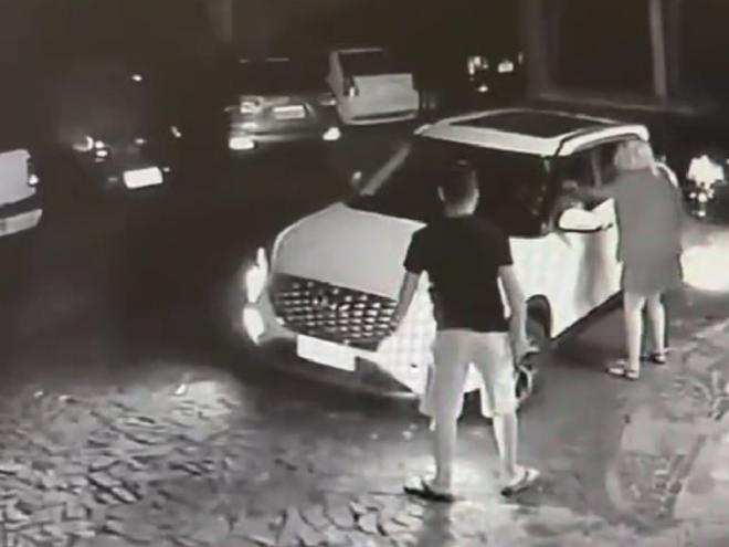 Claudinei era vigilante do clube e tinha acesso às senhas para acesso às imagens internas do circuito de vídeo do clube onde Marcelo Arruda foi assassinado pelo policial penal Jorge Guaranho