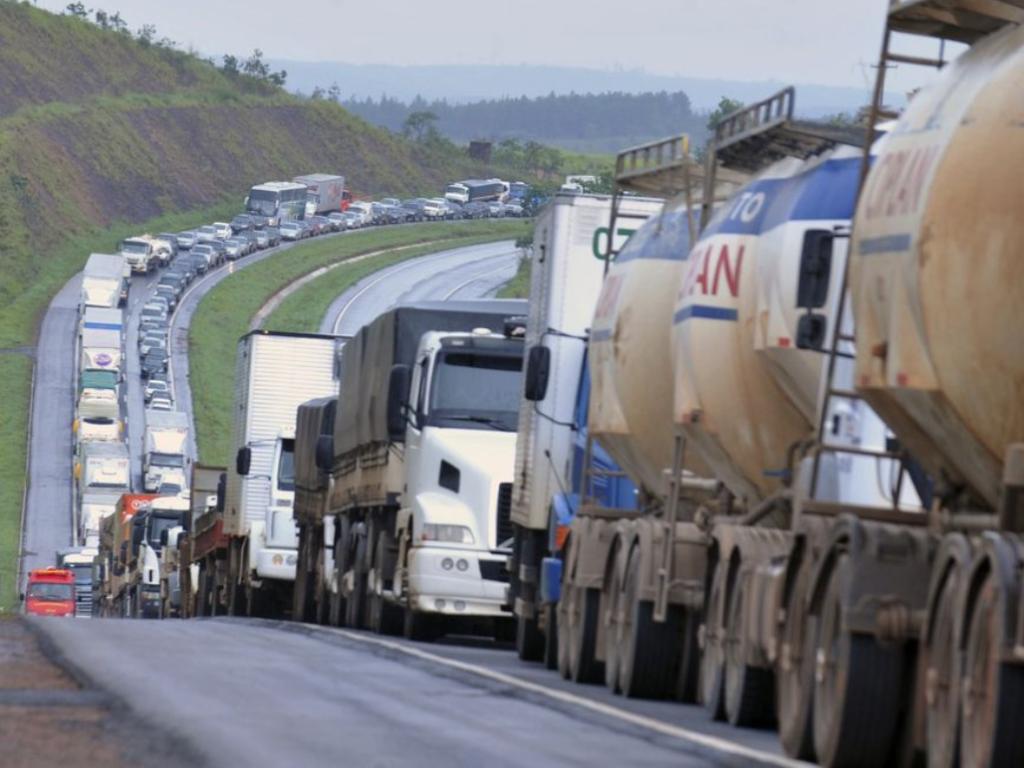 ANTT aprovou nesta terça-feira (19) reajuste da tabela dos pisos mínimos de frete do transporte rodoviário de cargas