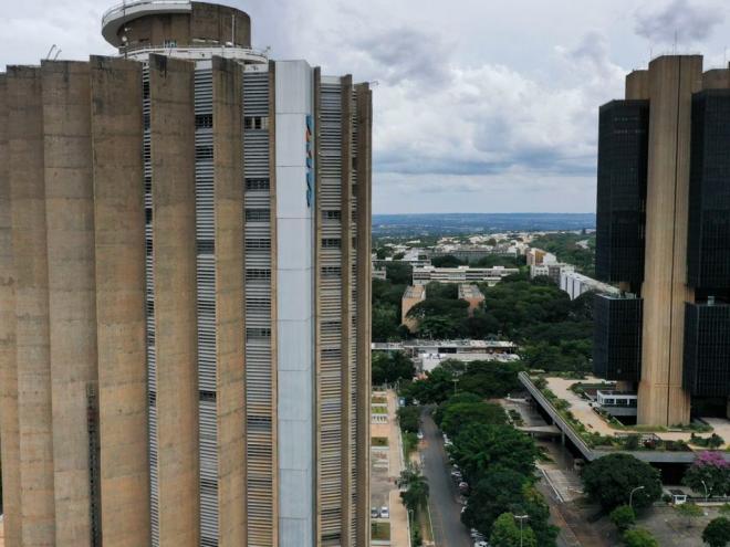 Diretor encontrado morto na sede em Brasília, era da área responsável por denúncia de assédio na Caixa Econômica Federal