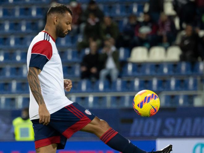  Depois de oito anos no Cagliari, João Pedro vai para o futebol turco