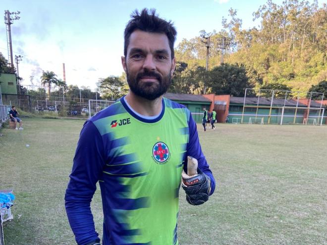 O experiente goleiro Roger Kath é a garantia de segurança no gol do Tigre rumo ao acesso
