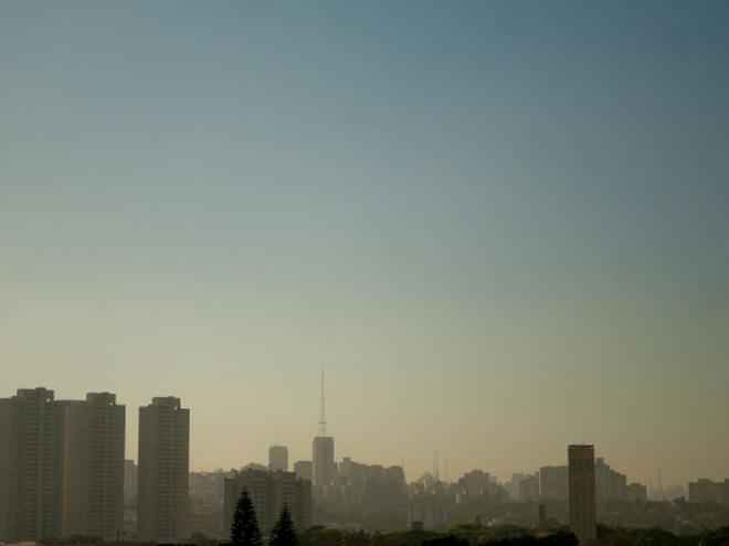A cidade de São Paulo não tem chuvas significativas desde o dia 10 do mês passado