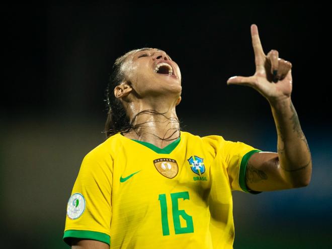  Time de Pia Sundhage bateu o Paraguai por 2 a 0 no Estádio Alfonso López