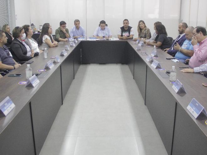 Assinatura dos termos de fomento foi nesta quarta-feira, no gabinete da Prefeitura