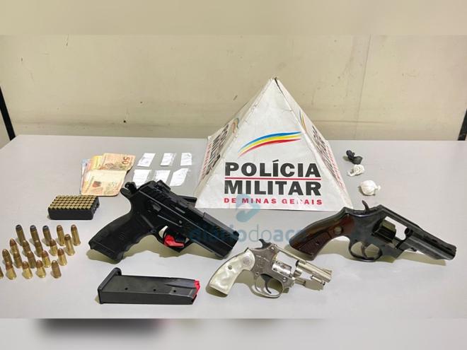 Entre as armas apreendidas estava uma pistola turca de calibre 9 milímetros