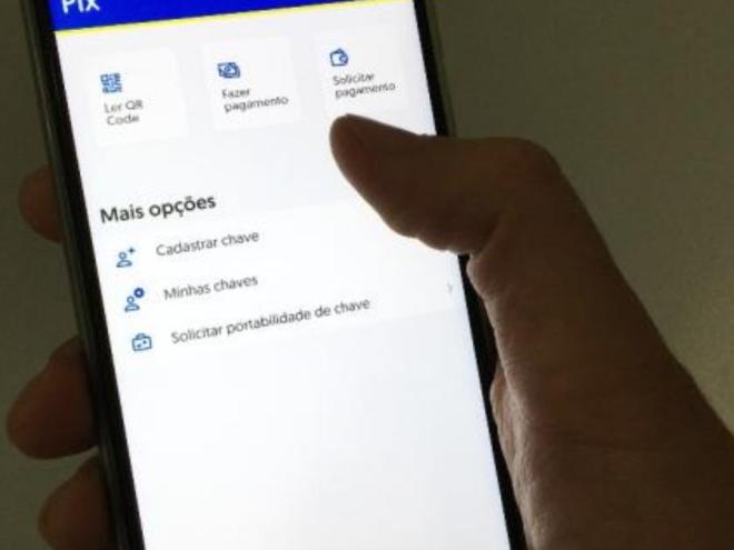 A idosa foi atraída pelos marginais depois que recebeu uma mensagem no celular