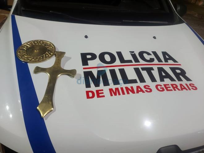 O preso pelo assalto já havia sido detido por furtar esta espada em uma igreja no Centro de Ipatinga