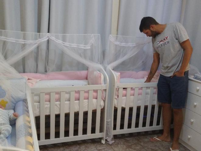 Para Pedro, as muitas noites sem dormir e o cansaço no serviço compensam para ser pai