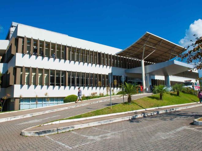 Conferência familiar, videochamadas e escutas constantes são alguns exemplos de iniciativas adotadas no Hospital Márcio Cunha