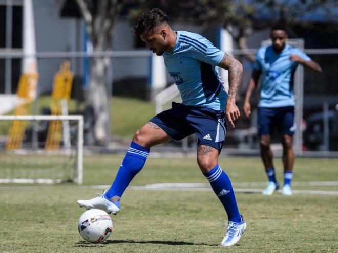 Daniel Jr. deve ser um dos titulares na partida de hoje, no Maranhão